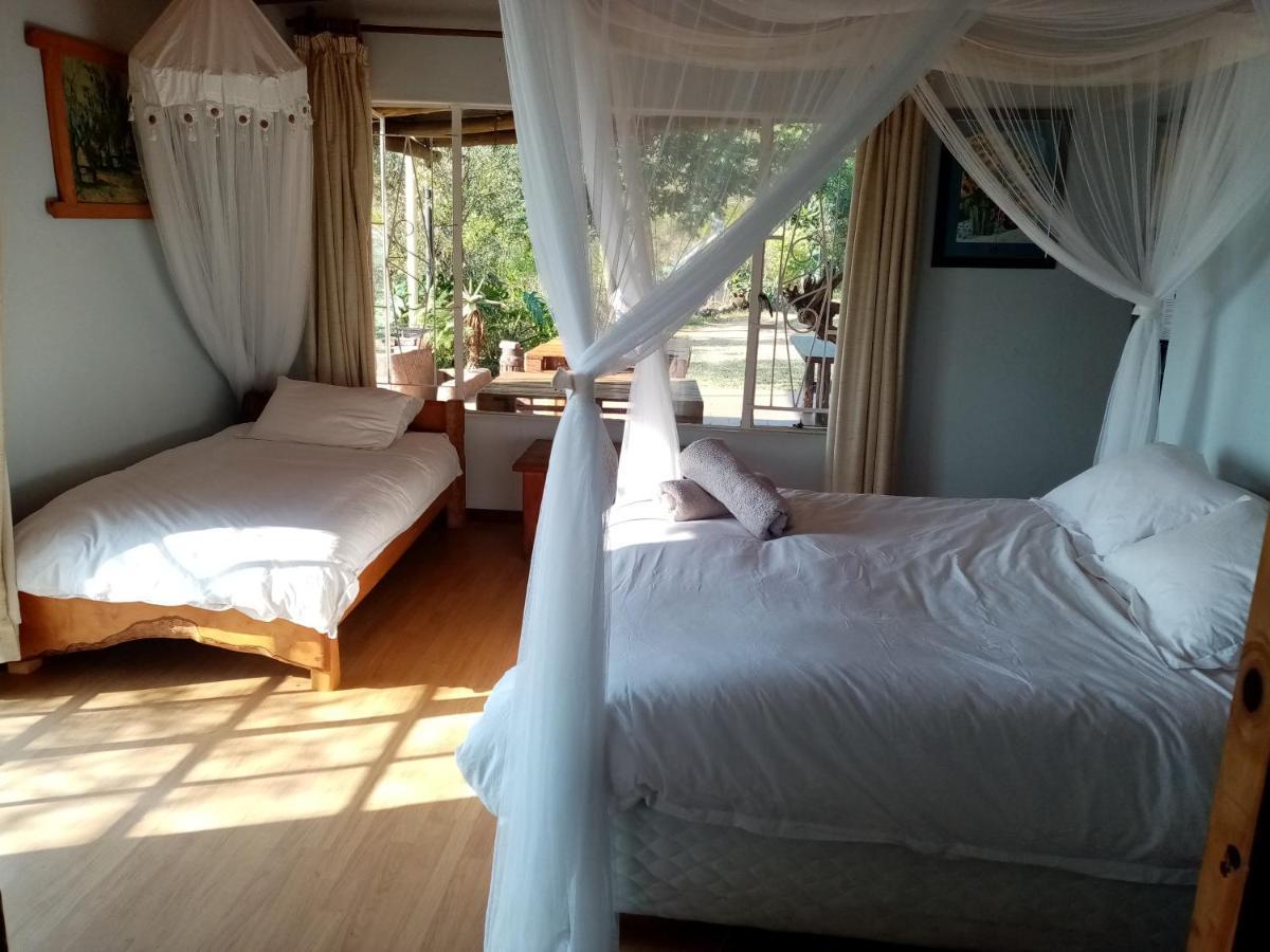 Hotel Bushwhacked Barberton Esterno foto