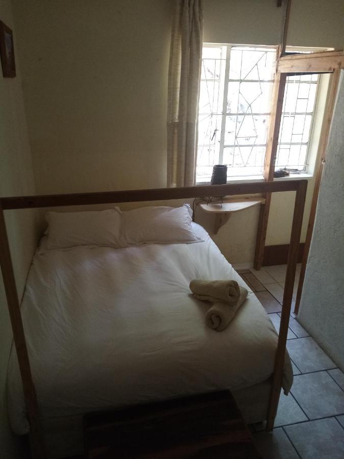 Hotel Bushwhacked Barberton Esterno foto