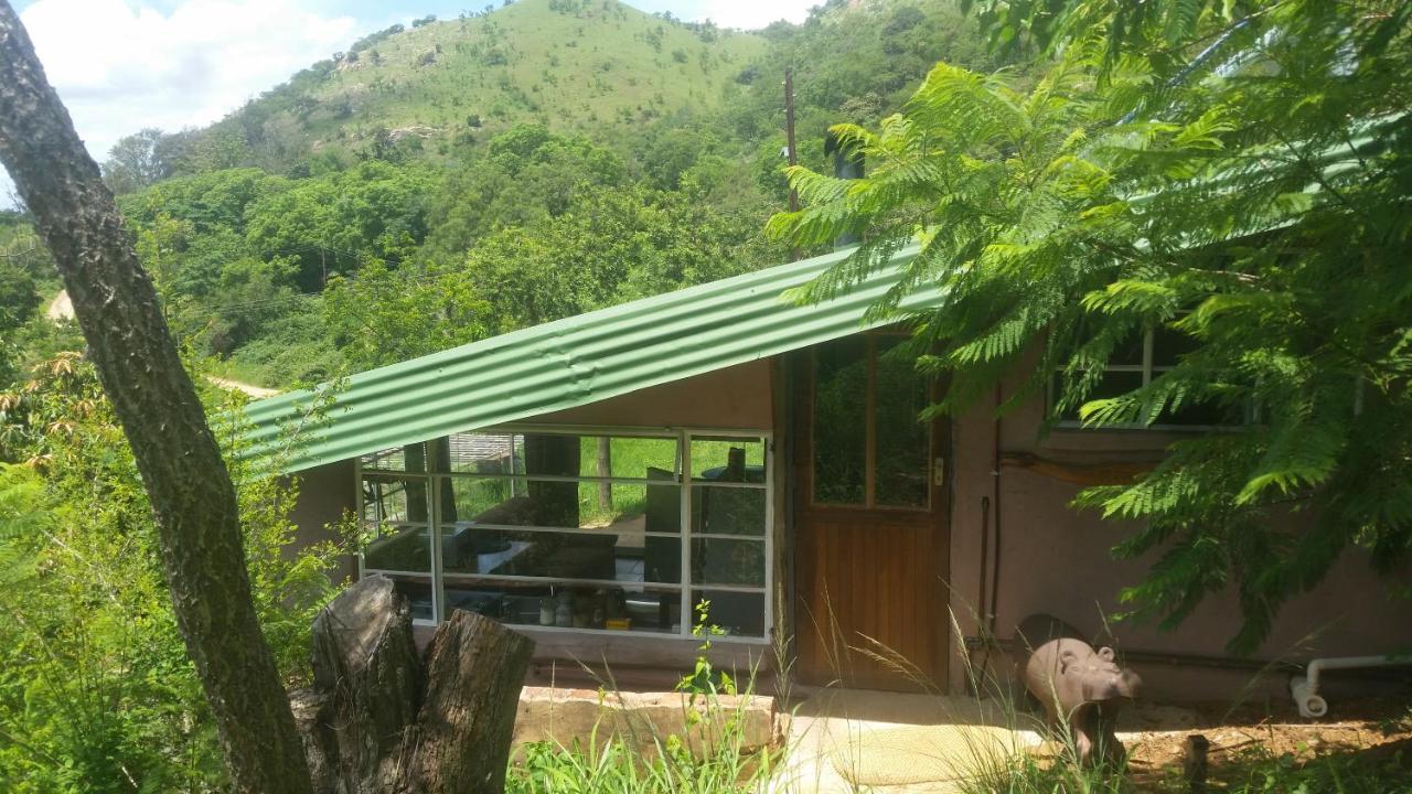 Hotel Bushwhacked Barberton Esterno foto